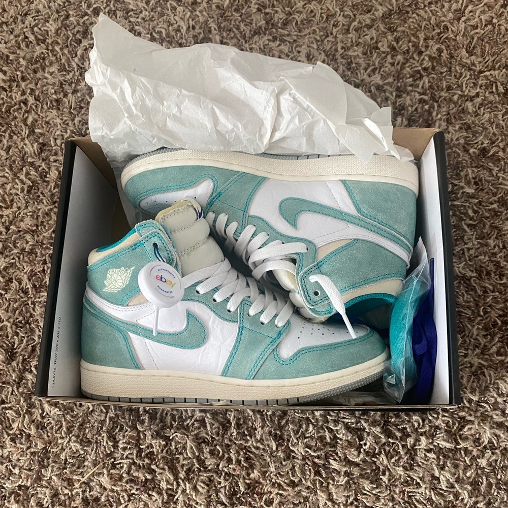 Turbo Green Jordan 1